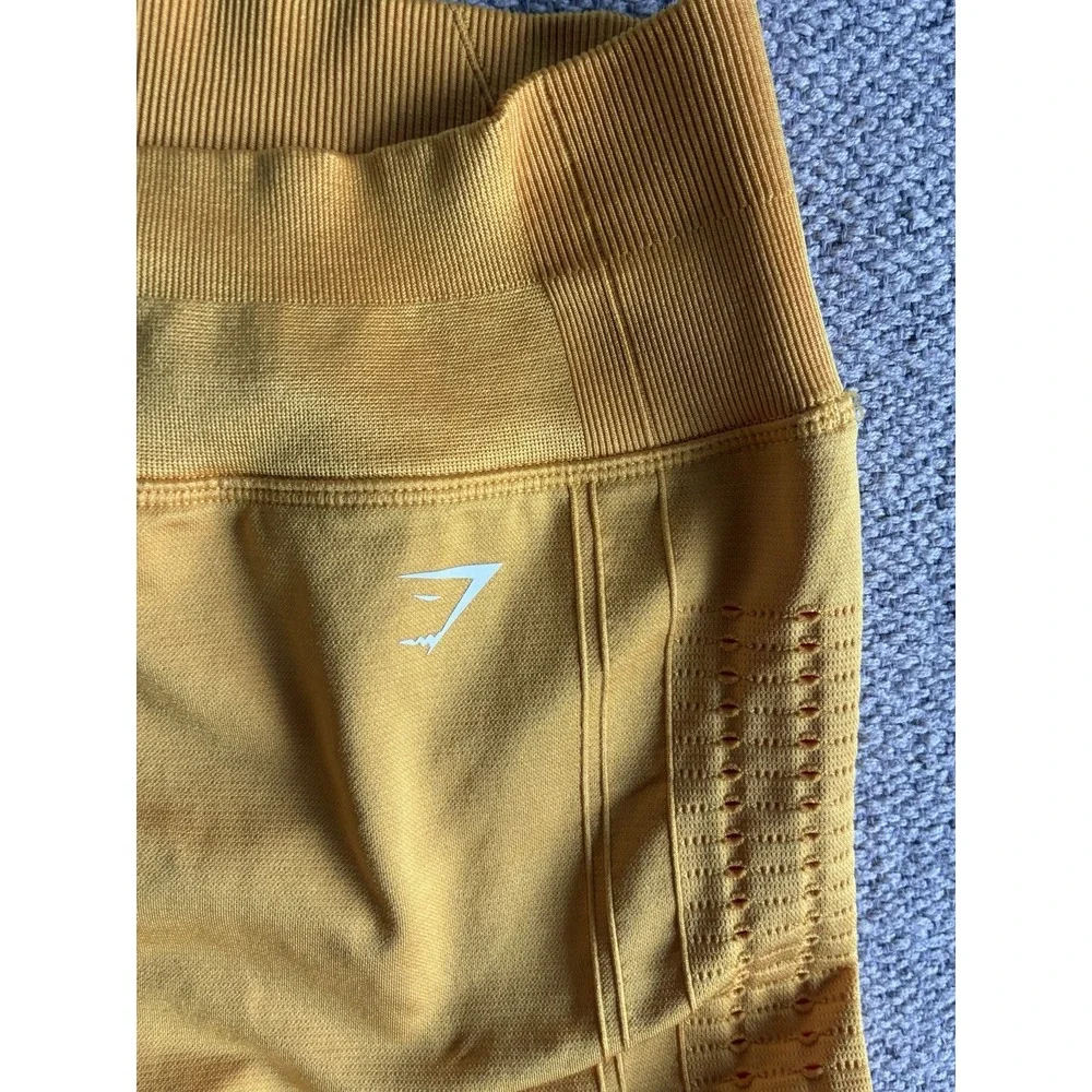 Gymshark Seamless Biker Shorts Women M .Mustard Yellow High Waisted Activewear.